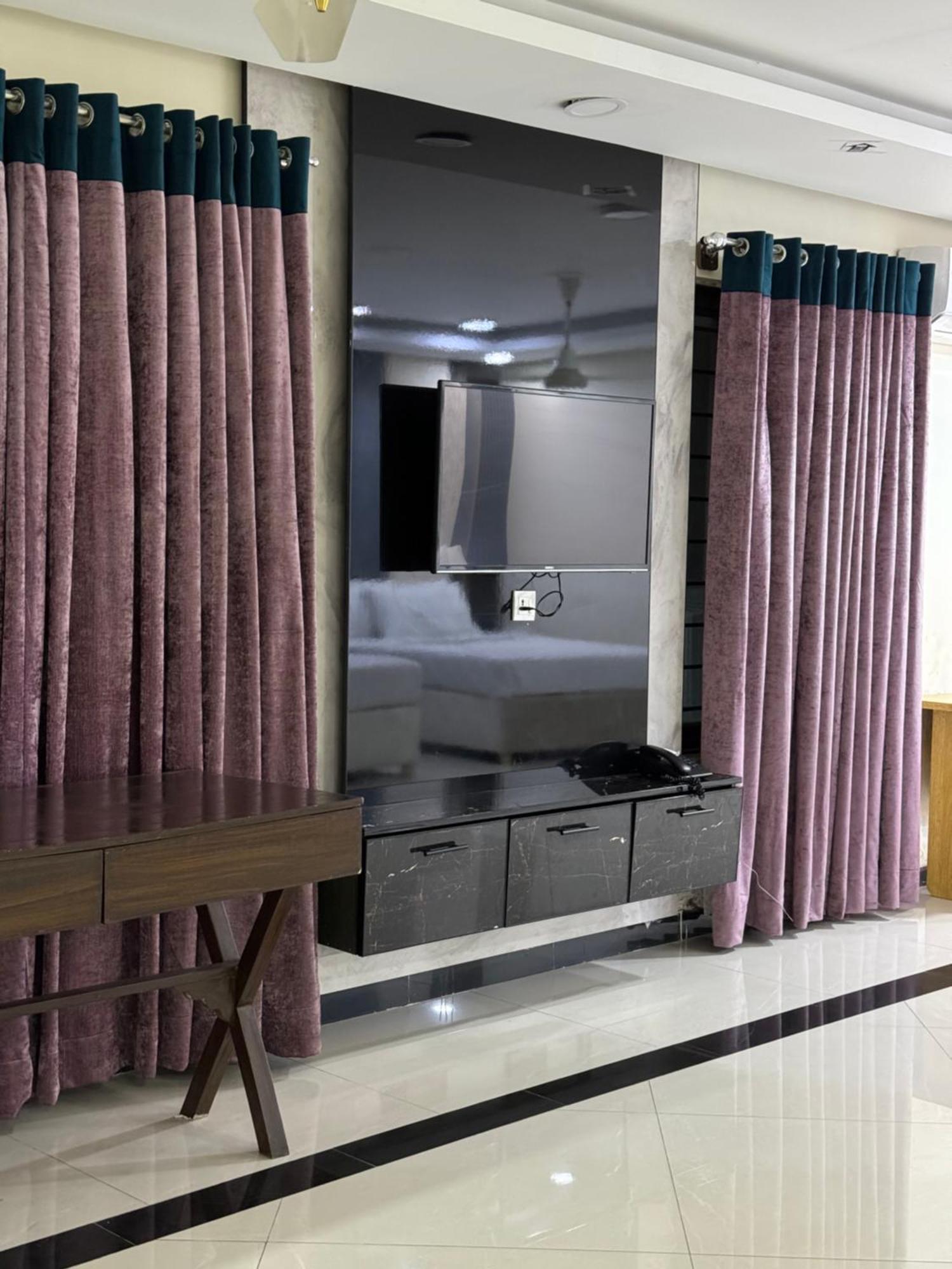 איסלמאבד Rose Valet Guest House מראה חיצוני תמונה