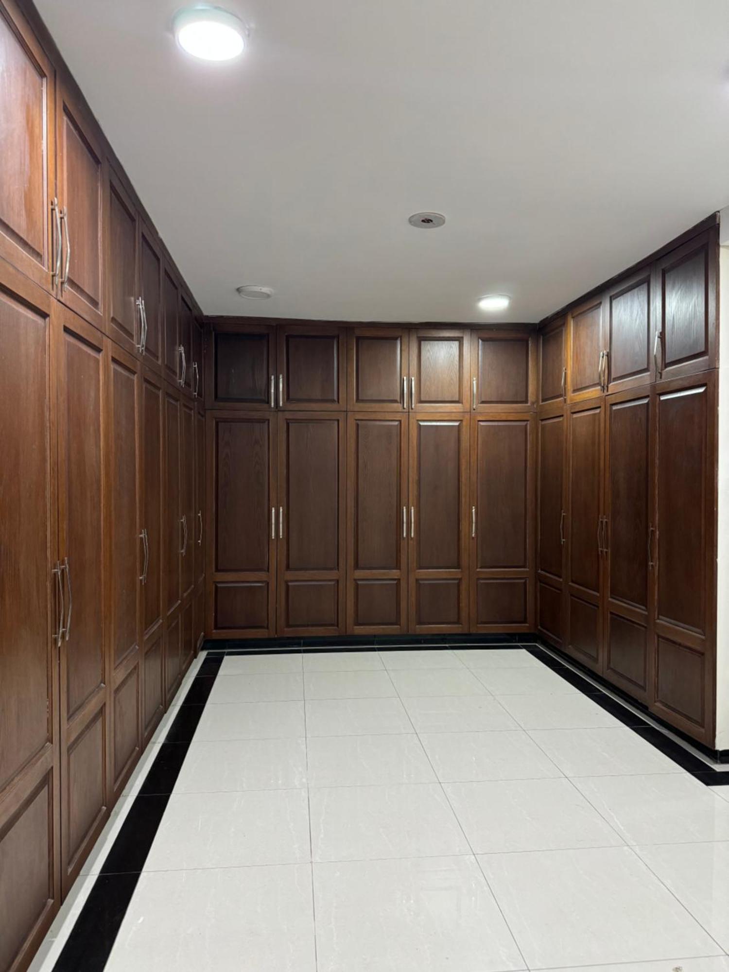 איסלמאבד Rose Valet Guest House מראה חיצוני תמונה
